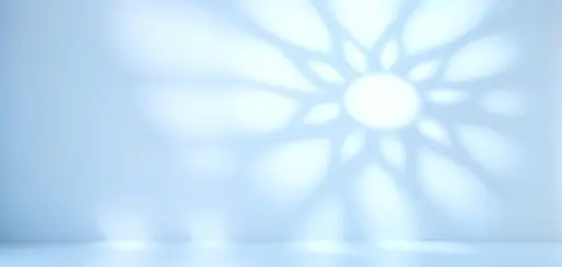 Sfondo azzurro con un ombra a forma di fiore